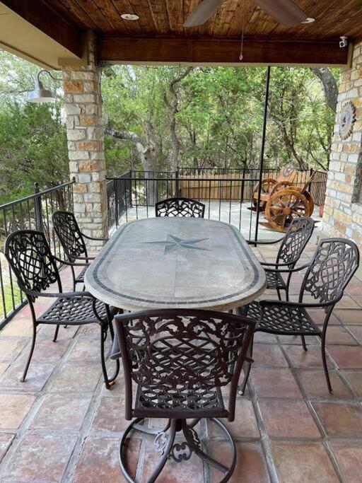 Lakeview Bungalow-Access To Lake, Pool, Gym, &Park Lago Vista Exterior photo